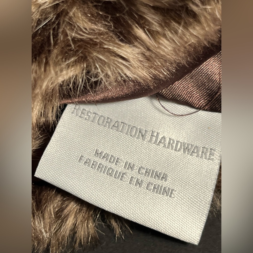 Restoration Hardware Faux Fur Wine holder ! 🤎🍷